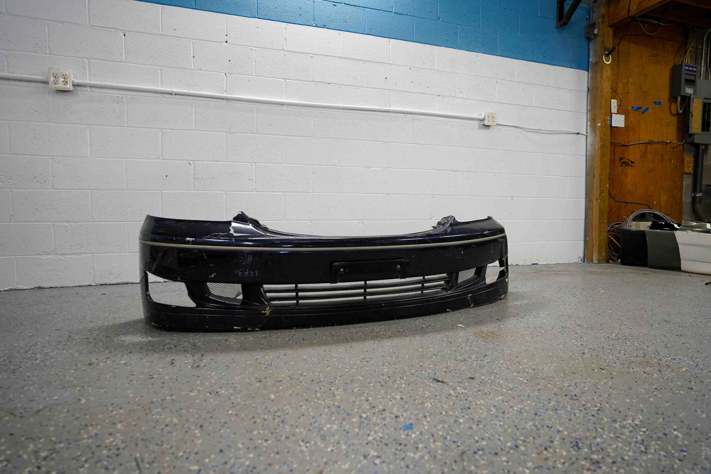 Aimgain Pure VIP Front Bumper *For Parts*  (FACELIFT LS430 UCF30/31)